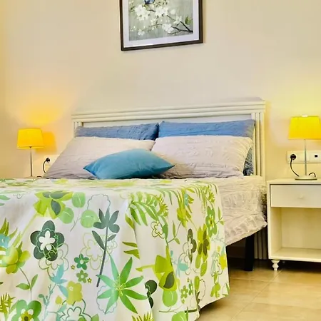 Sunny דירה קלפה