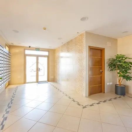 Apartment Sunny Beautiful Sea View, Large Sunny Terrace Calpe