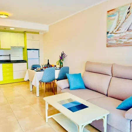 Sunny Beautiful Sea View, Large Sunny Terrace Apartamento *