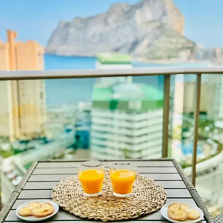 Apartment Sunny Beautiful Sea View, Large Sunny Terrace
